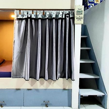 Tiny Room Hostel Toyapakeh Exterior photo